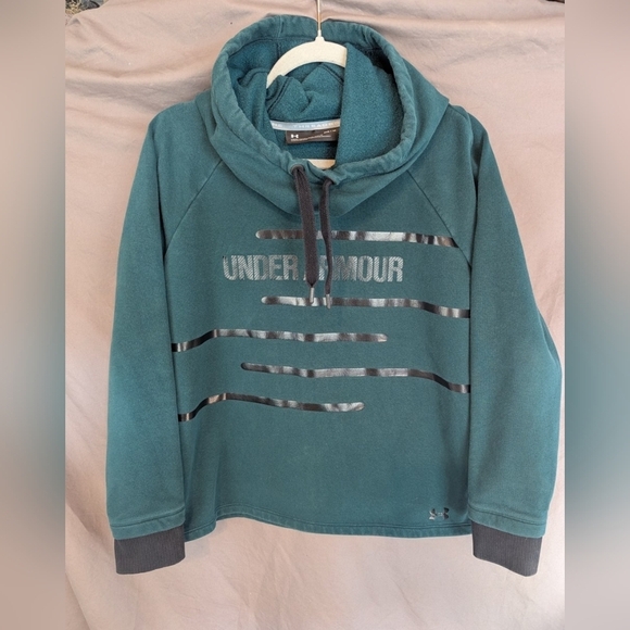 Under Armour LOOSE size medium cowl neck hoodie in great condition turquoise - Picture 1 of 8